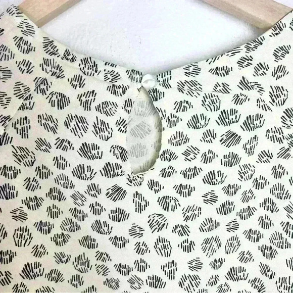 Peek | Girls Cream and Black Ruffle Blouse | Size Small (6/7) - Picture 6 of 10